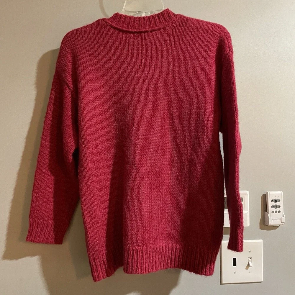J Crew Sweater Alpaca Wool Magenta Button Shoulder Fuzzy Sweater Size XXS‎ Soft